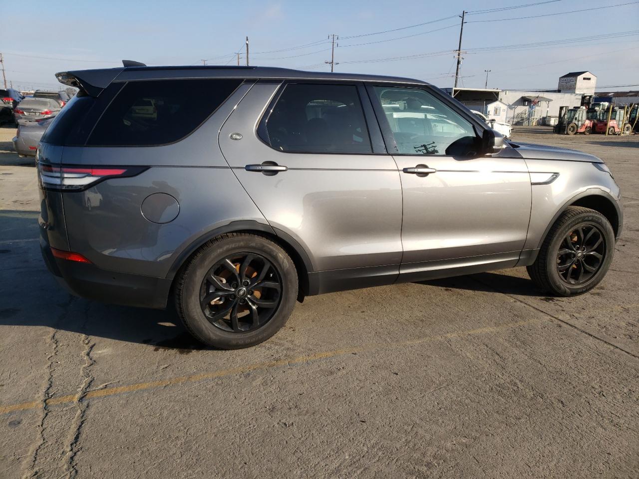 Obraz 3 z 2018 LAND ROVER DISCOVERY SE 2018 z VIN SALRG2RK5JA055762