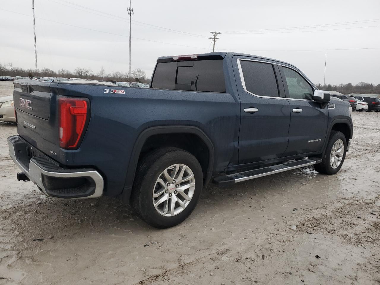 Изображение 3 2022 GMC SIERRA LIMITED K1500 SLT 2022 с VIN 3GTU9DED4NG107484