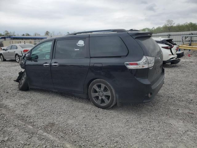 Obraz 2 z 2018 TOYOTA SIENNA SE 2018 z VIN 5TDXZ3DC3JS907799