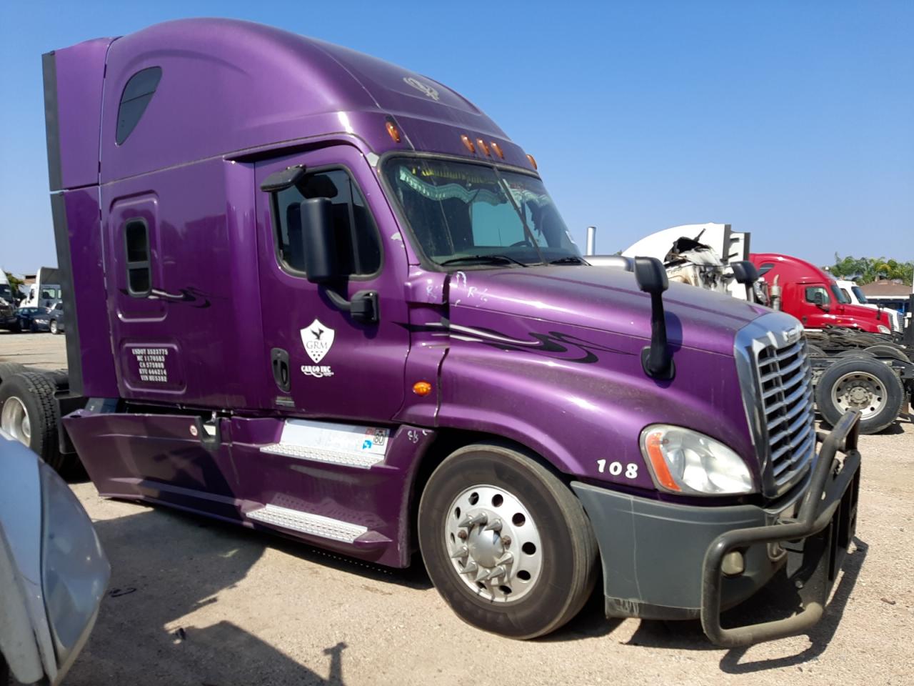 Изображение 2018 FREIGHTLINER CASCADIA 125  2018
