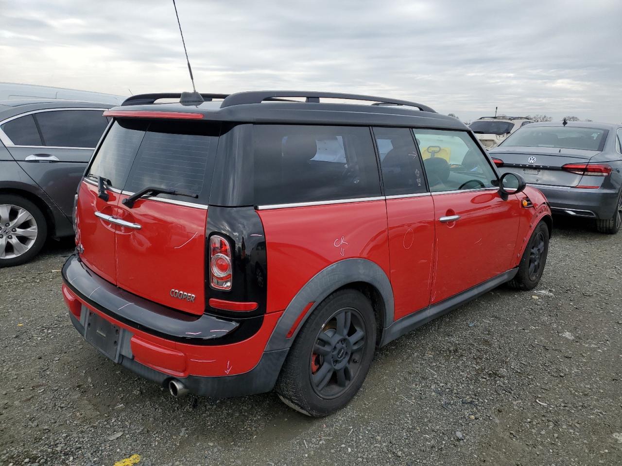 Image 3 of 2013 MINI COOPER CLUBMAN 2013 with VIN WMWZF3C58DT490638