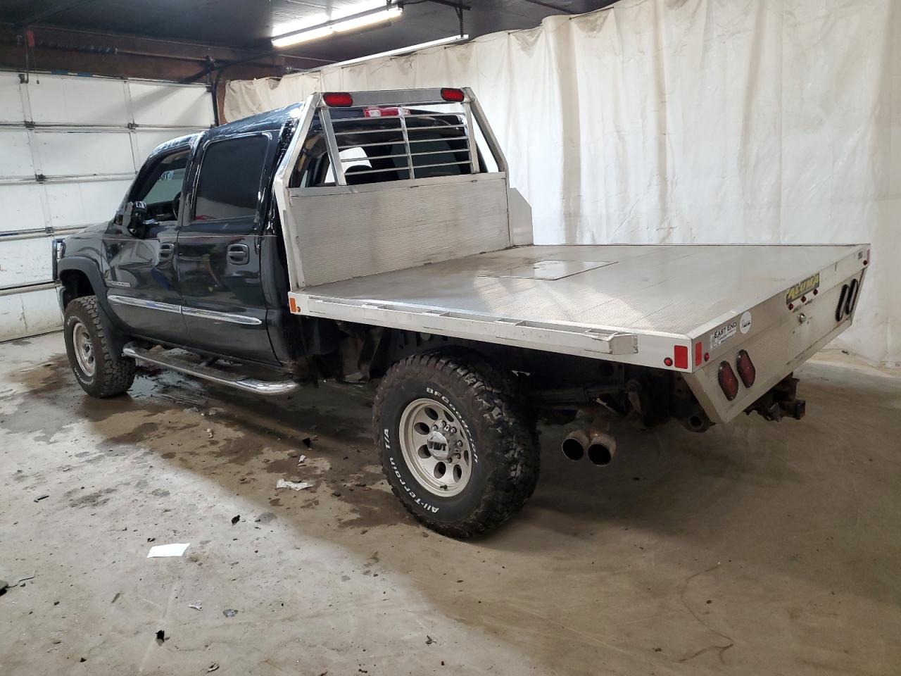 Image 2 of 2006 GMC SIERRA K2500 HEAVY DUTY 2006 with VIN 1GTHK23U86F195374