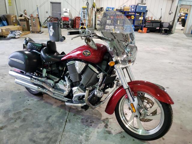 Obraz 1 z 2005 VICTORY MOTORCYCLES KINGPIN  2005 z VIN 5VPCB16D953006054