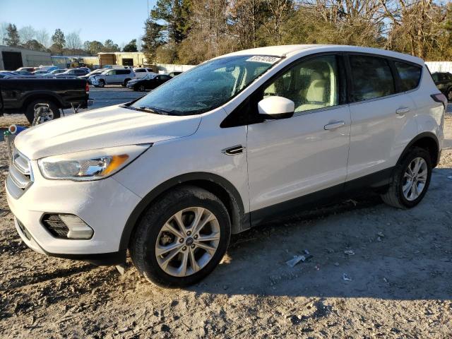 Image 1 of 2017 FORD ESCAPE SE 2017 with VIN 1FMCU9GD9HUE01089