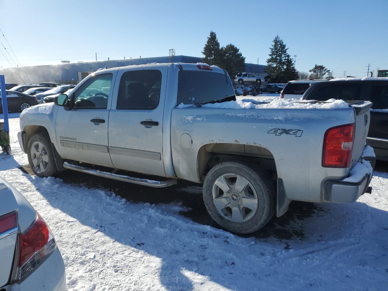 Image 2 of 2011 CHEVROLET SILVERADO K1500 LT 2011 with VIN 1GCPKSE34BF159790