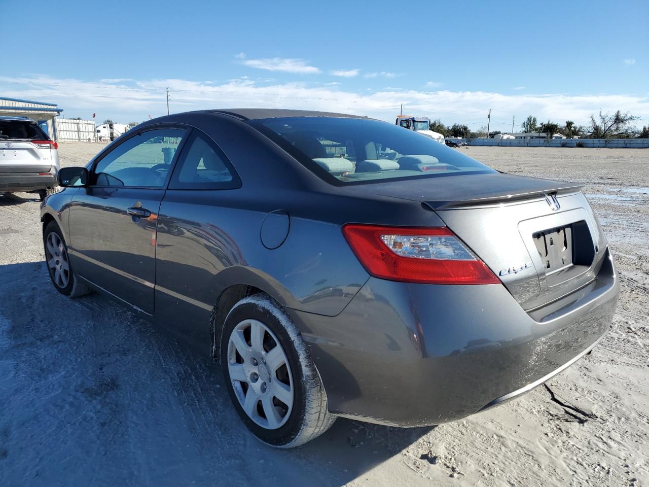 Obraz 2 z 2010 HONDA CIVIC LX 2010 z VIN 2HGFG1B6XAH507791