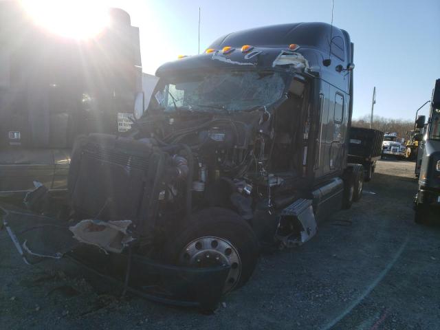 Obraz 2 z 2012 PETERBILT 587  2012 z VIN 1XP4DP8X6CD122793