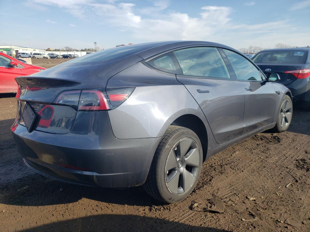 Image 3 of Tesla Model 3 2023 with VIN 5YJ3E1EA1PF437703