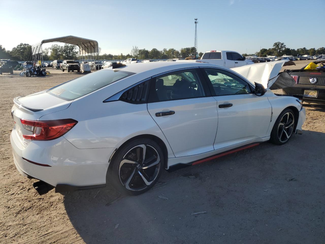 Image 3 of Honda Accord Sport Se 2021 with VIN 1HGCV1F45MA108338