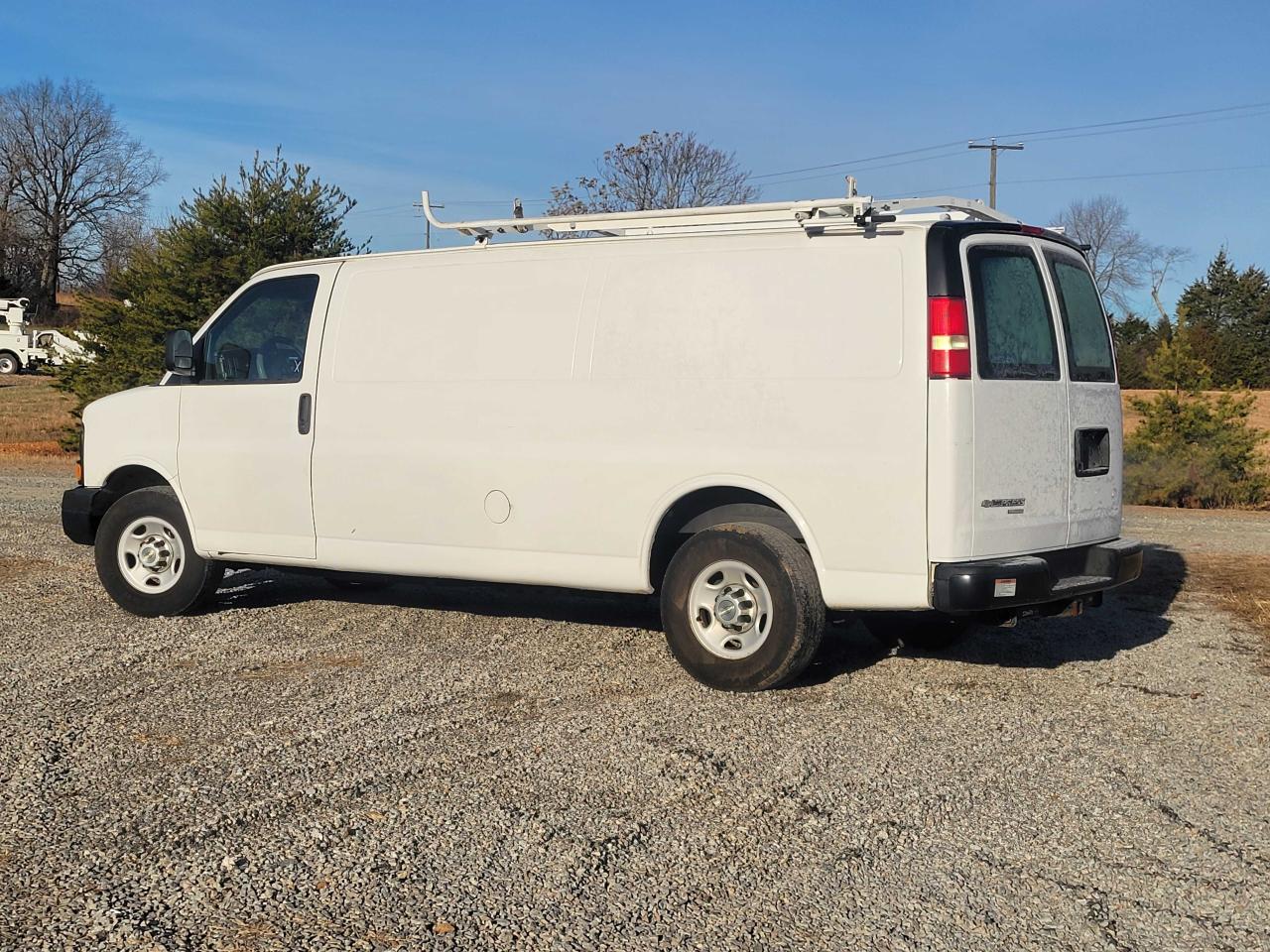 Obraz 3 z 2013 CHEVROLET EXPRESS G2500  2013 z VIN 1GCWGGCG9D1117860
