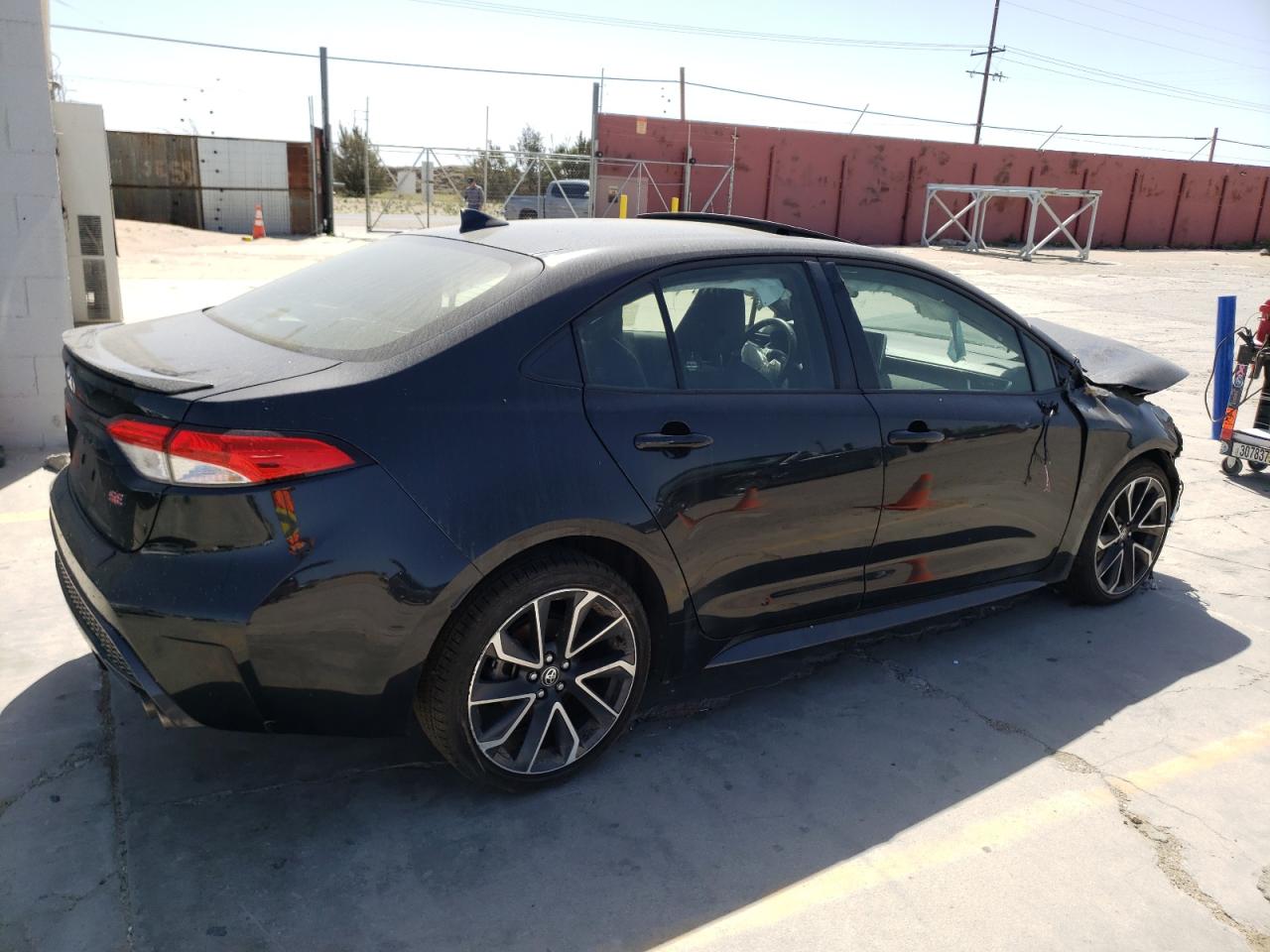 Изображение 3 2021 TOYOTA COROLLA SE 2021 с VIN JTDP4MCEXMJ078884