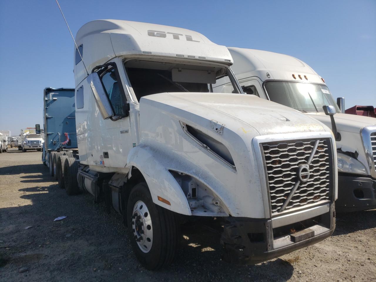 Image 1 of 2021 VOLVO VN VNL 2021 with VIN 4V4NC9EH9MN282443