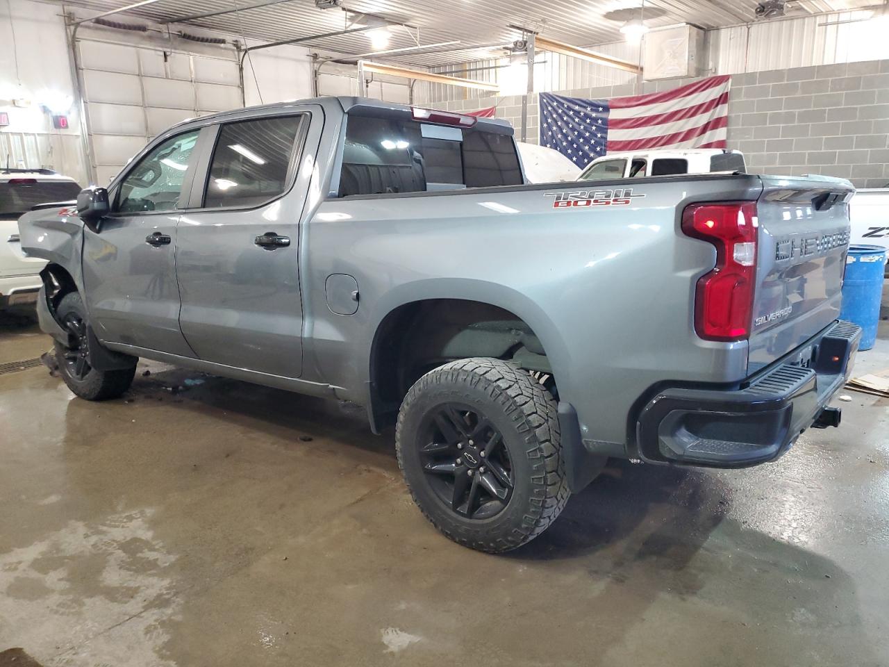 Image 2 of 2021 CHEVROLET SILVERADO K1500 LT TRAIL BOSS 2021 with VIN 3GCPYFED2MG165958