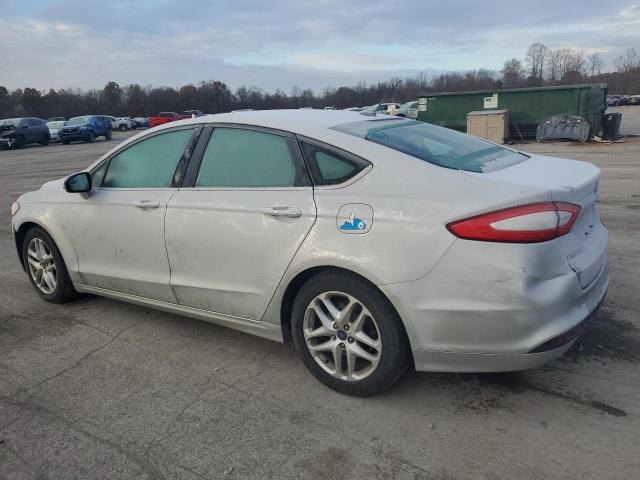 Image 2 of 2016 FORD FUSION SE 2016 with VIN 3FA6P0H72GR295612