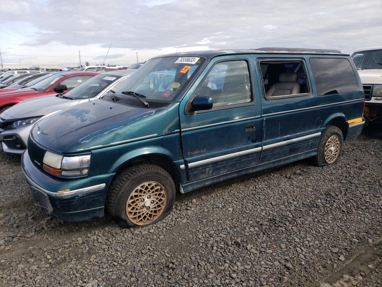 Image 1 of 1994 CHRYSLER TOWN & COUNTRY  1994 with VIN 1C4GK54L3RX283797