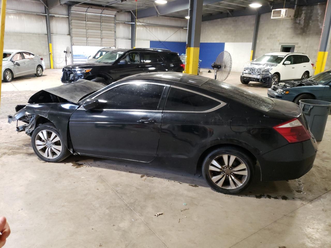 Obraz 2 z Honda Accord Ex 2008 z VIN 1HGCS12738A016398