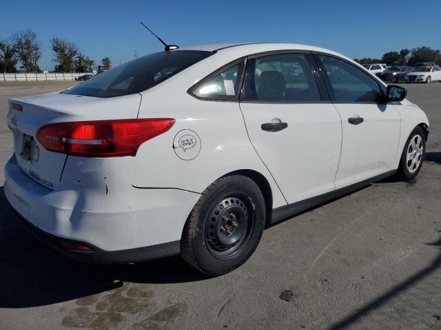 Изображение 3 2016 FORD FOCUS S 2016 с VIN 1FADP3E23GL368034