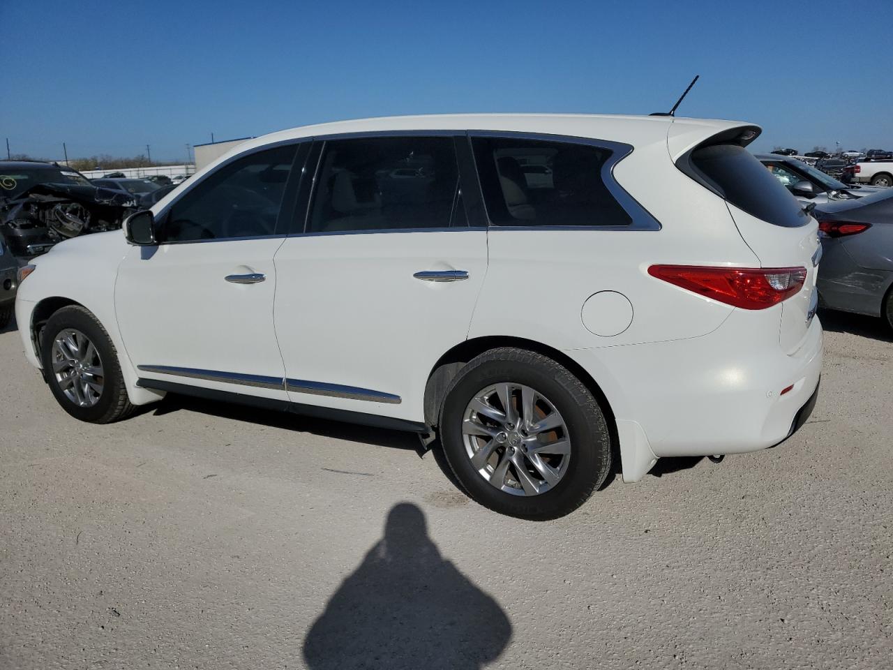 Image 2 of 2013 INFINITI JX35  2013 with VIN 5N1AL0MM6DC302885