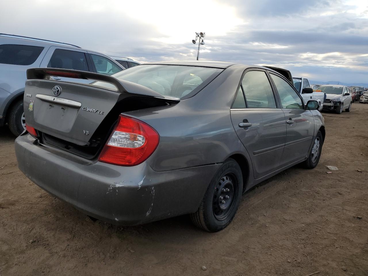 Изображение 3 2003 TOYOTA CAMRY LE 2003 с VIN 4T1BF32K93U554637