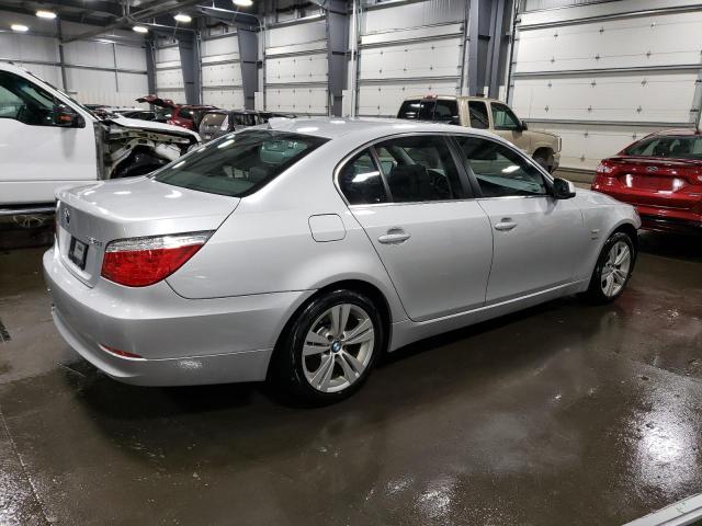 Obraz 3 z 2010 BMW 528 XI 2010 z VIN WBANV1C59AC159357