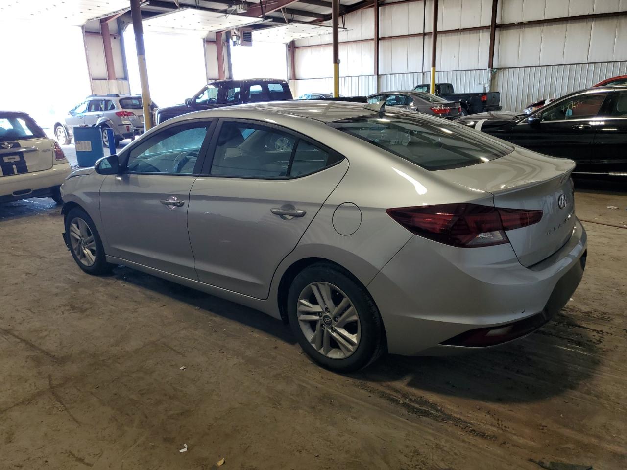 Obraz 2 z 2020 HYUNDAI ELANTRA SEL 2020 z VIN 5NPD84LF5LH616723