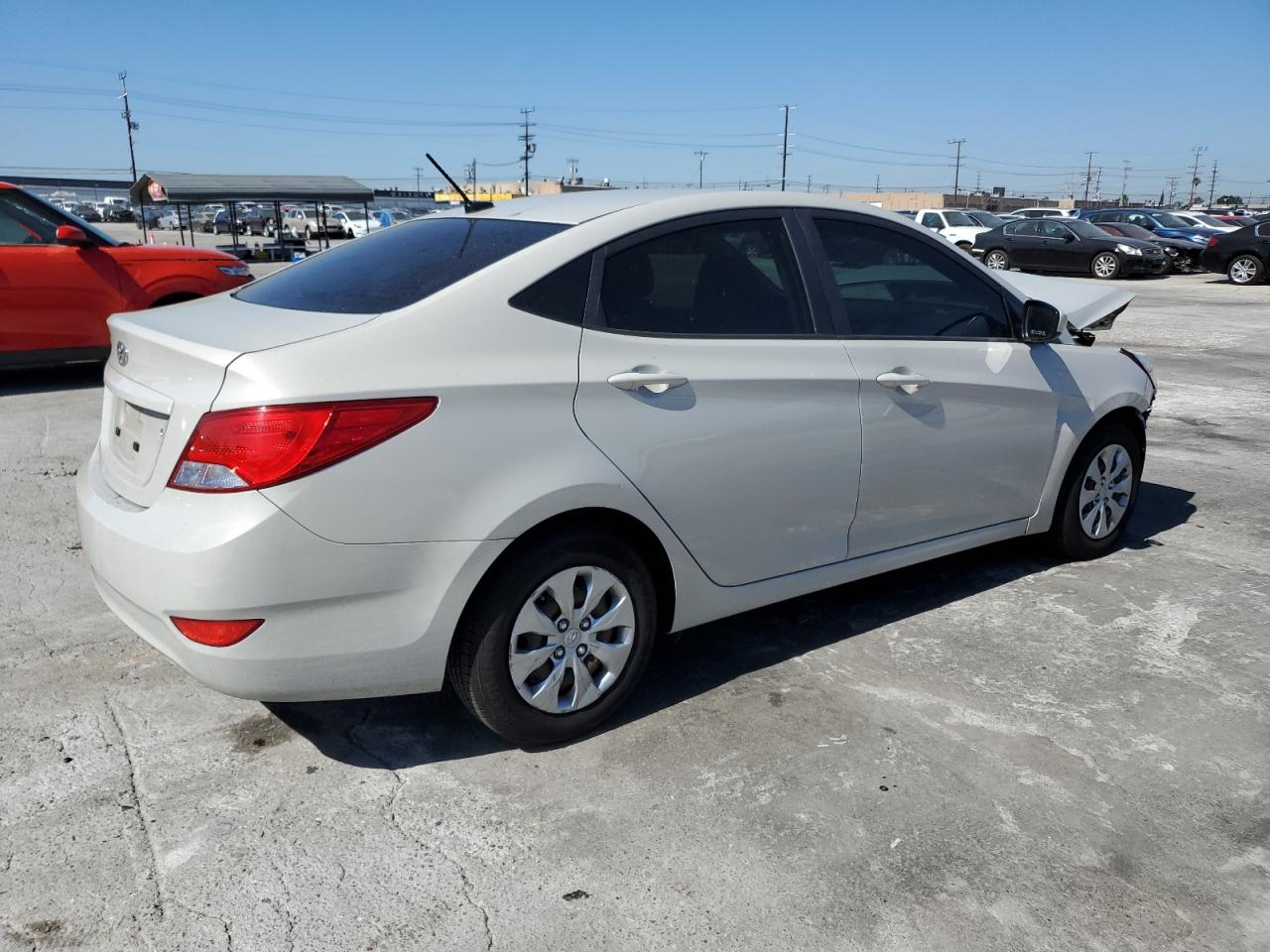Изображение 3 2017 HYUNDAI ACCENT SE 2017 с VIN KMHCT4AE0HU263062