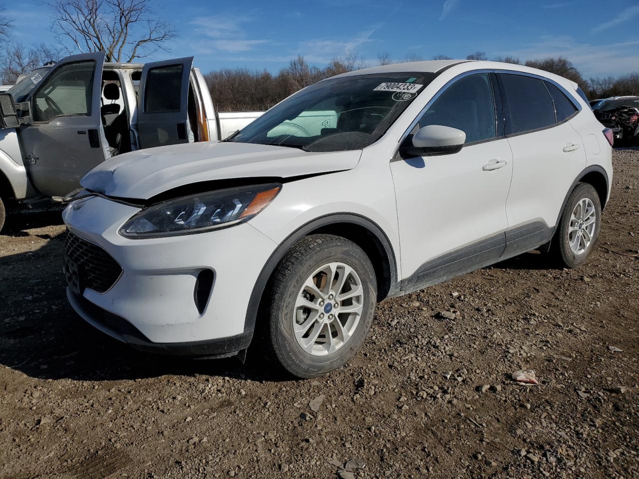 Image 1 of 2020 FORD ESCAPE SE 2020 with VIN 1FMCU9G65LUB72713
