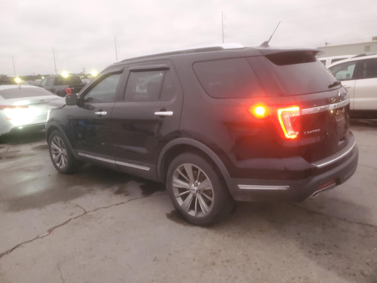 Obraz 2 z 2018 FORD EXPLORER LIMITED 2018 z VIN 1FM5K7F81JGB10842