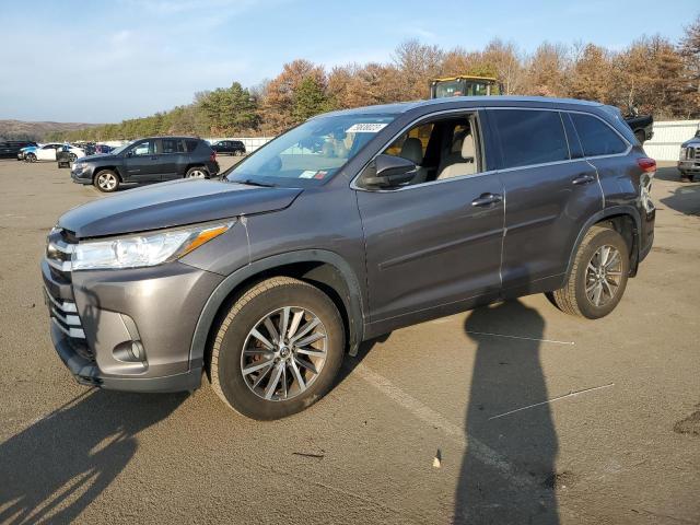 Image 1 of 2017 TOYOTA HIGHLANDER SE 2017 with VIN 5TDJZRFH4HS416251