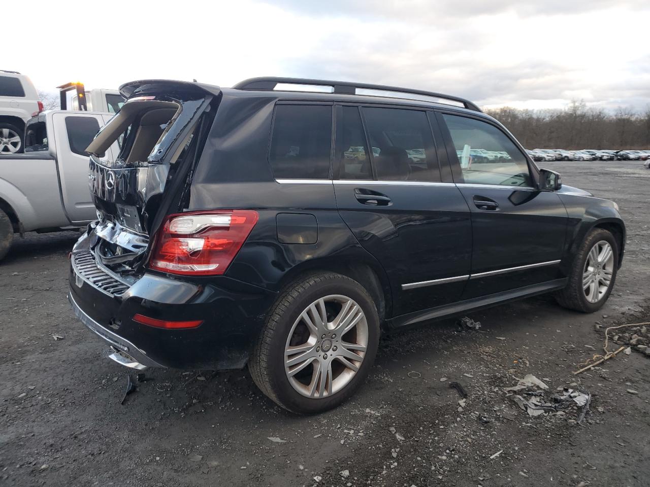 Image 3 of 2015 MERCEDES-BENZ GLK 350 4MATIC 2015 with VIN WDCGG8JB7FG357064