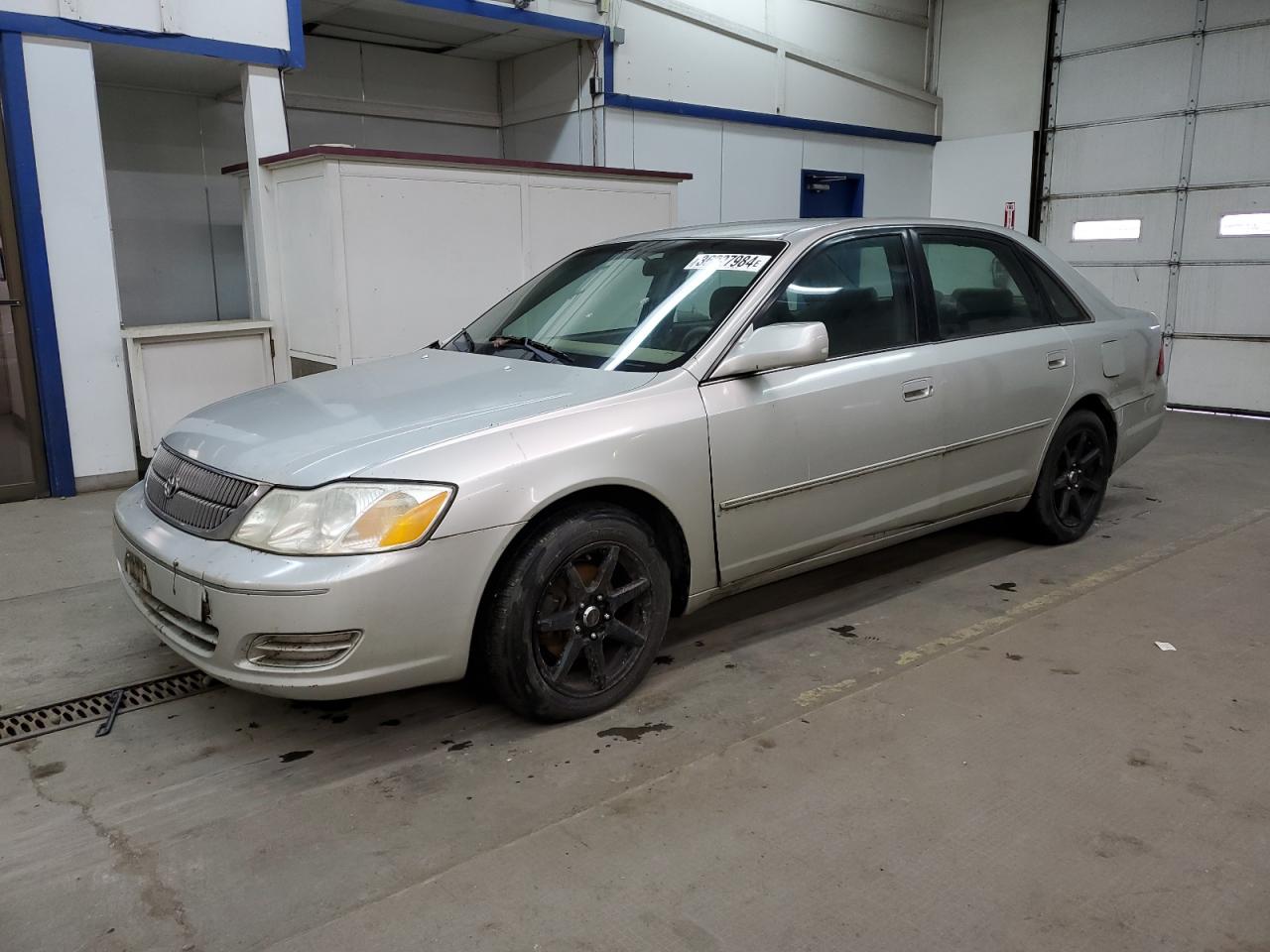 Obraz 2000 TOYOTA AVALON XL 2000
