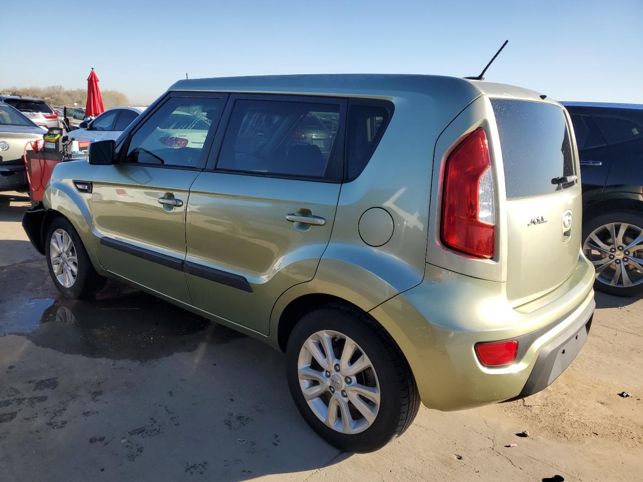 Изображение 2 2013 KIA SOUL  2013 с VIN KNDJT2A53D7505643