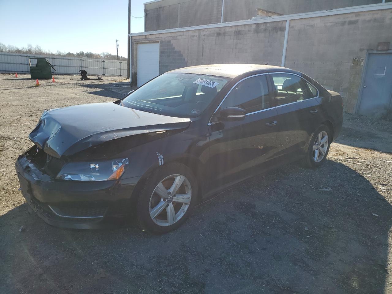 Изображение 2013 VOLKSWAGEN PASSAT SE 2013