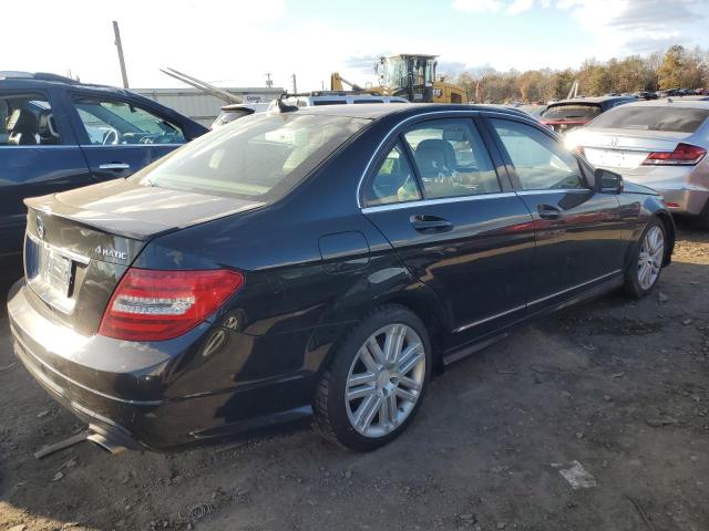 Image 3 of 2013 MERCEDES-BENZ C 300 4MATIC 2013 with VIN WDDGF8AB7DR256378