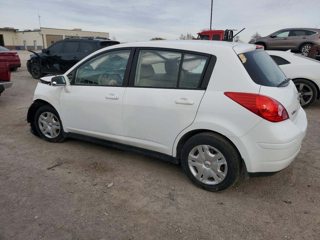 Obraz 2 z 2012 NISSAN VERSA S 2012 z VIN 3N1BC1CP2CK208590