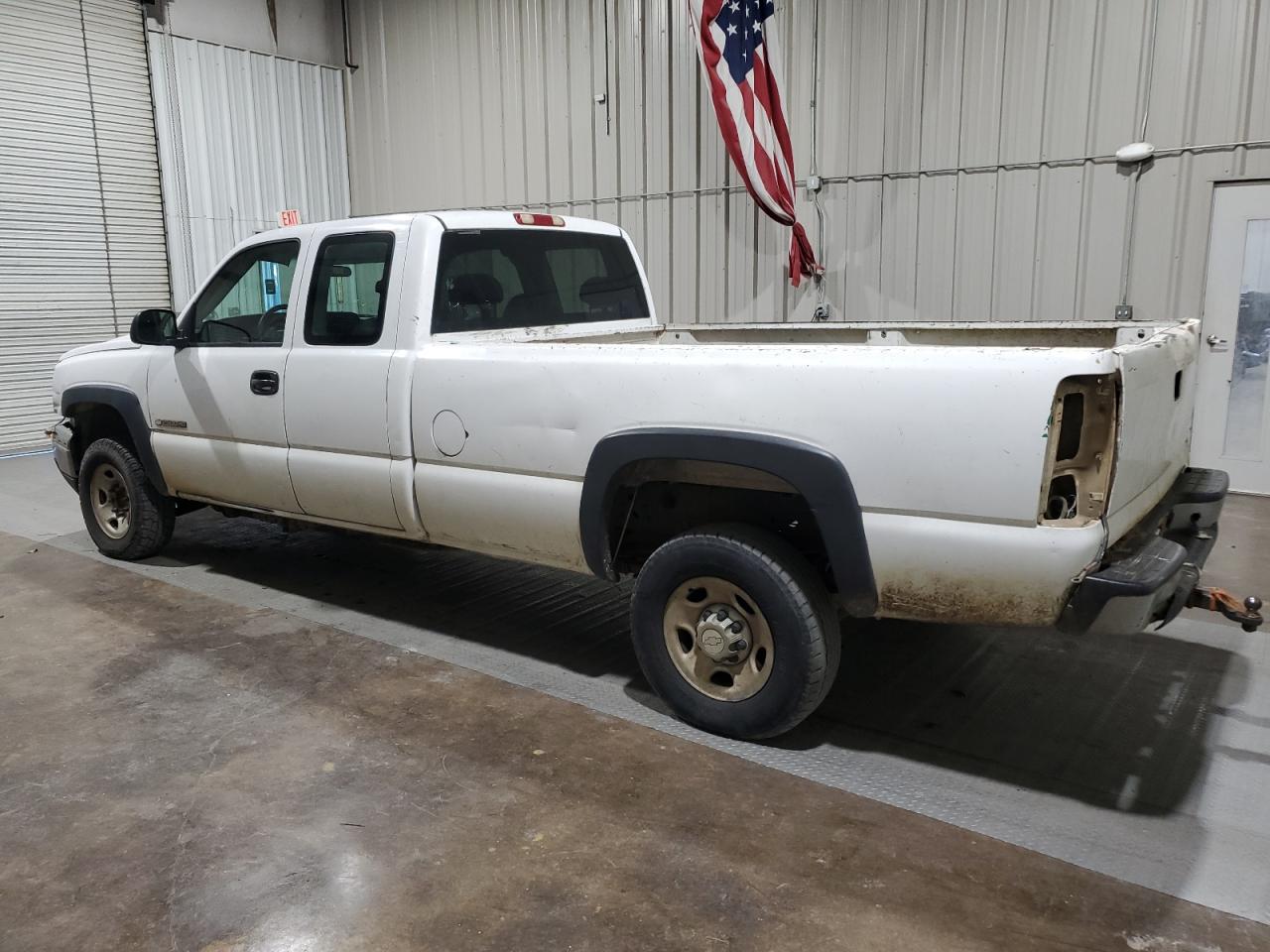 Image 2 of 2006 CHEVROLET SILVERADO C2500 HEAVY DUTY 2006 with VIN 1GCHC29U26E195381