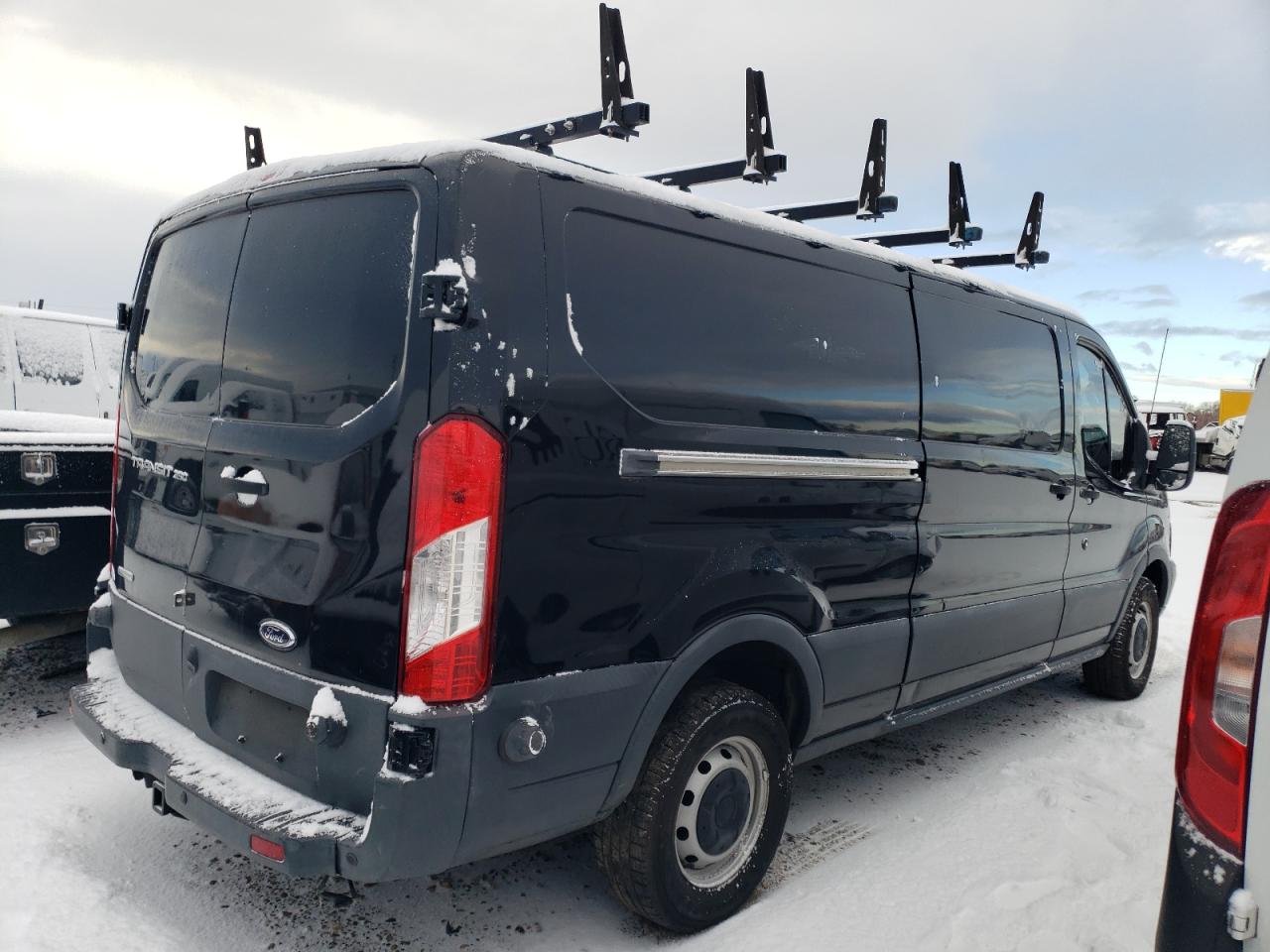 Obraz 3 z 2016 FORD TRANSIT T-350 2016 z VIN 1FTBW2YG6GKB45420