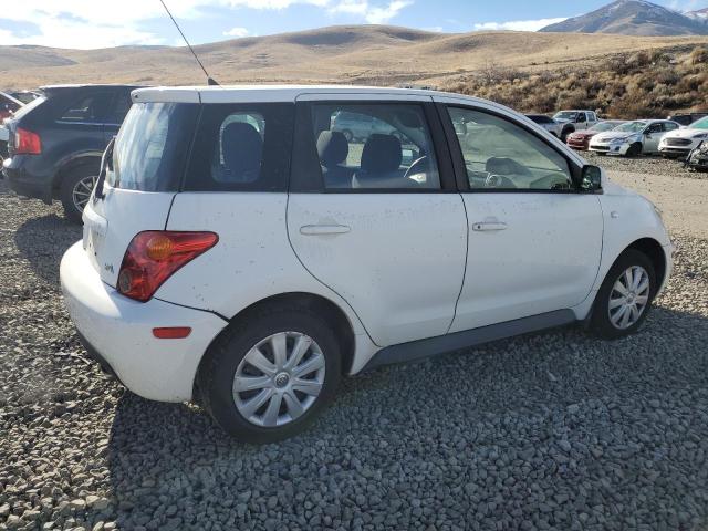 Obraz 3 z 2004 TOYOTA SCION XA  2004 z VIN JTKKT624840077944