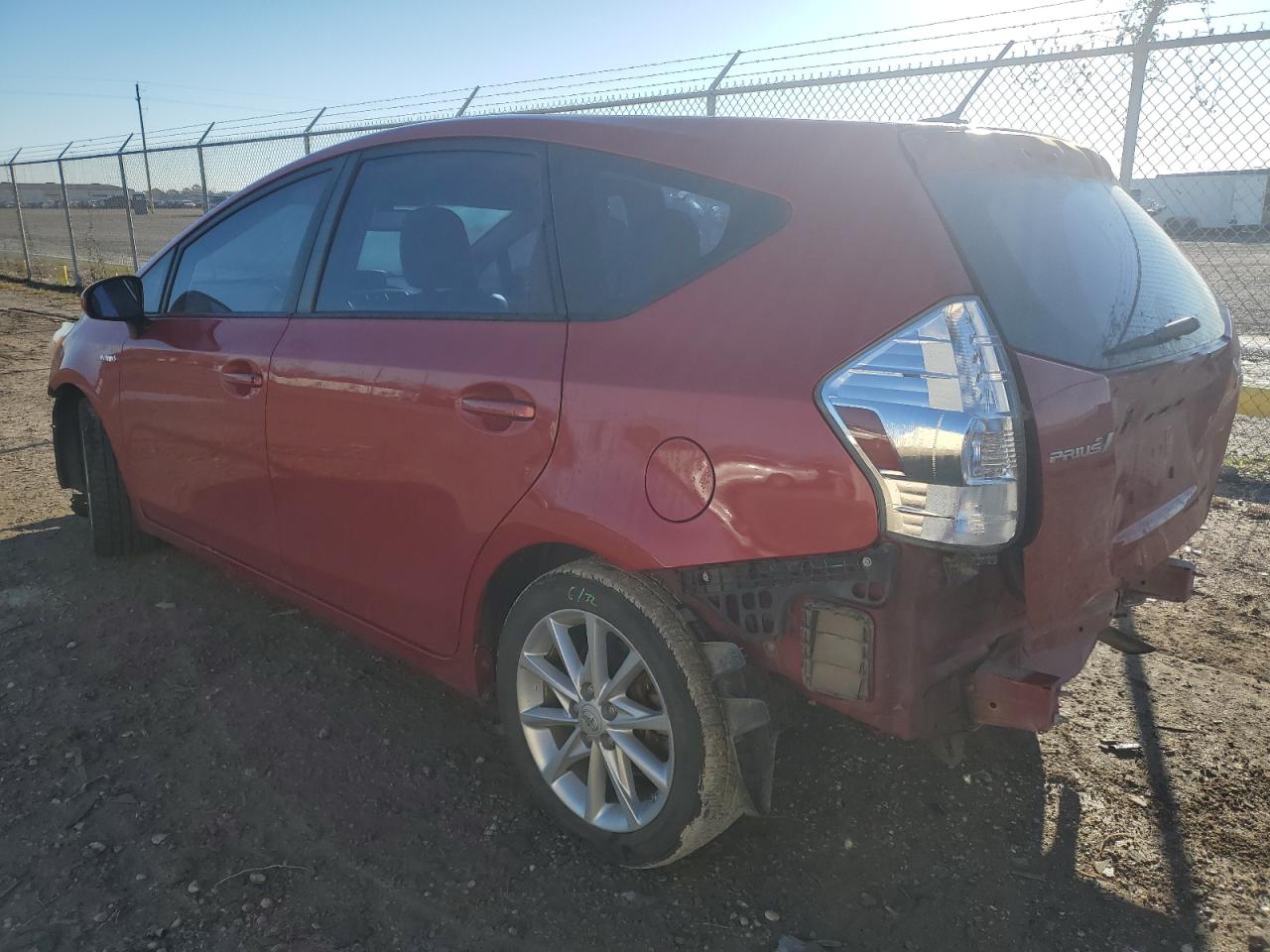 Obraz 2 z 2014 TOYOTA PRIUS V  2014 z VIN JTDZN3EU2E3326927