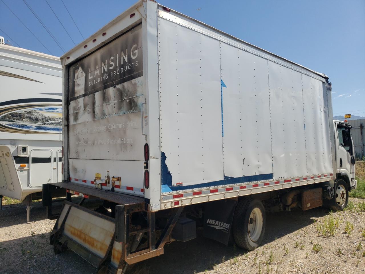 Image 3 of 2017 ISUZU NRR  2017 with VIN JALE5W164H7303376