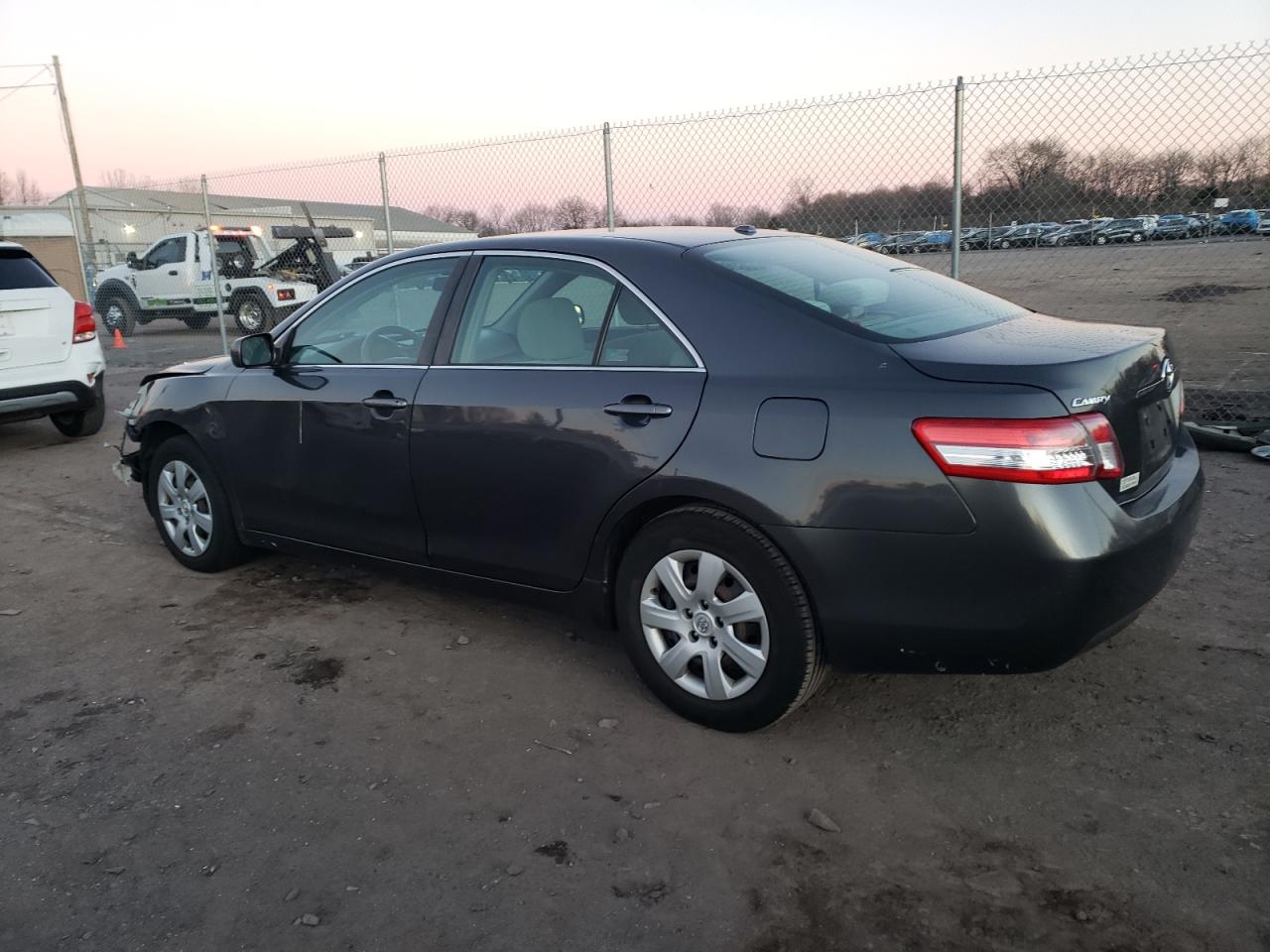 Изображение 2 2010 TOYOTA CAMRY BASE 2010 с VIN 4T1BF3EK6AU063533