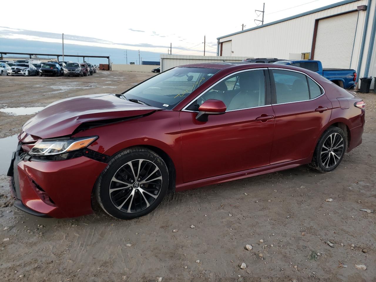 Image 1 of 2018 TOYOTA CAMRY L 2018 with VIN 4T1B11HK4JU555461