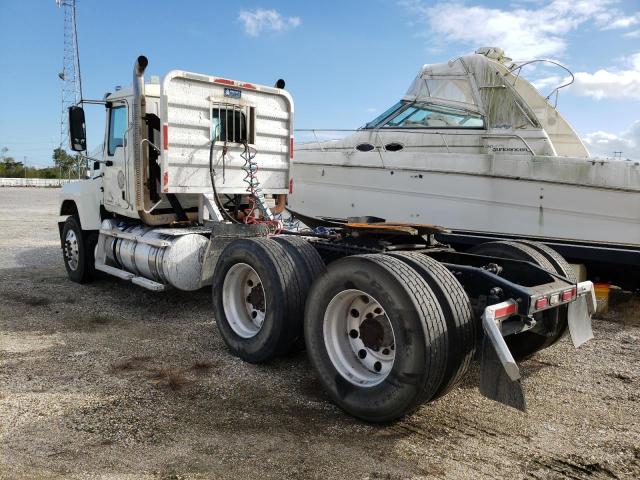 Image 3 of 2020 MACK PINNACLE  2020 with VIN 1M1PN4GY1LM004588