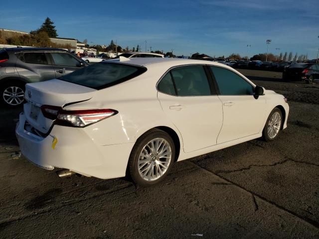 Obraz 3 z 2018 TOYOTA CAMRY L 2018 z VIN 4T1B11HK3JU515775