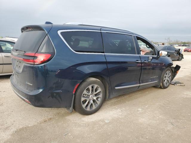 Image 3 of 2022 CHRYSLER PACIFICA HYBRID PINNACLE 2022 with VIN 2C4RC1N79NR209907