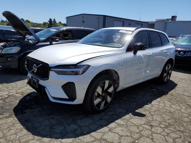 Image 1 of 2024 VOLVO XC60 PLUS 2024 with VIN YV4H60DL3R1761812