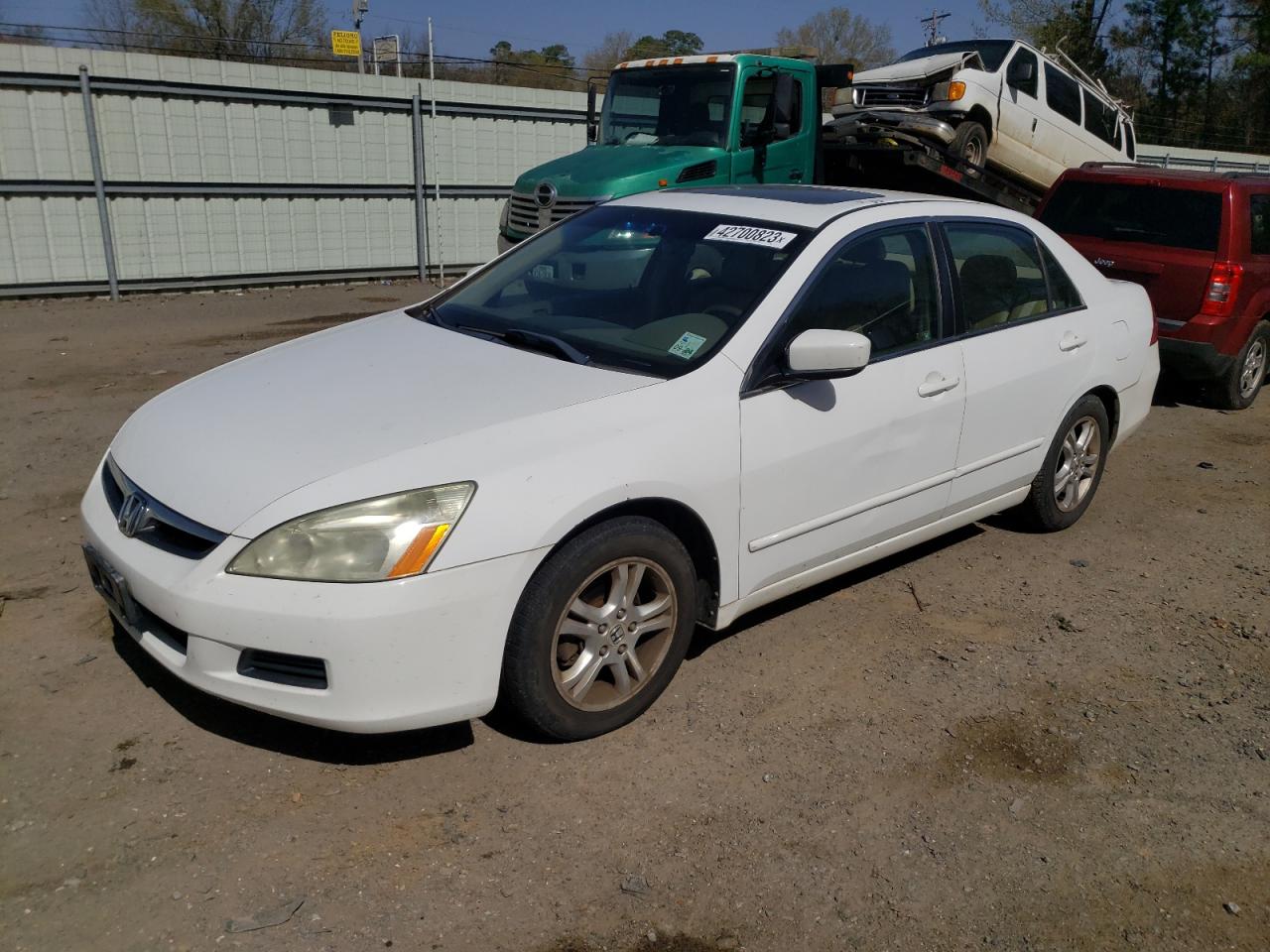 Image 1 of 2006 HONDA ACCORD EX 2006 with VIN 1HGCM56846A086428