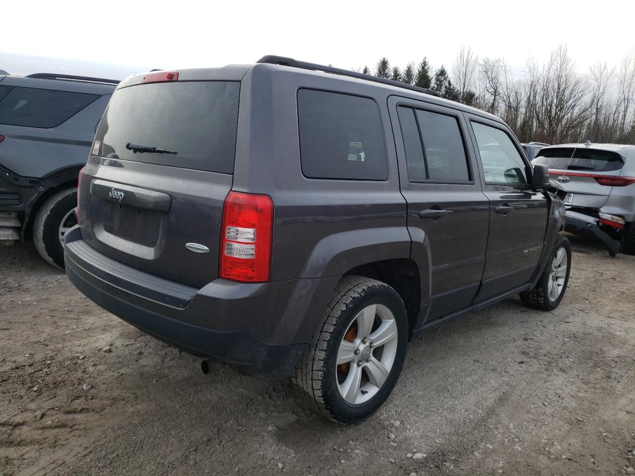 Obraz 3 z 2015 JEEP PATRIOT LATITUDE 2015 z VIN 1C4NJPFB6FD419928