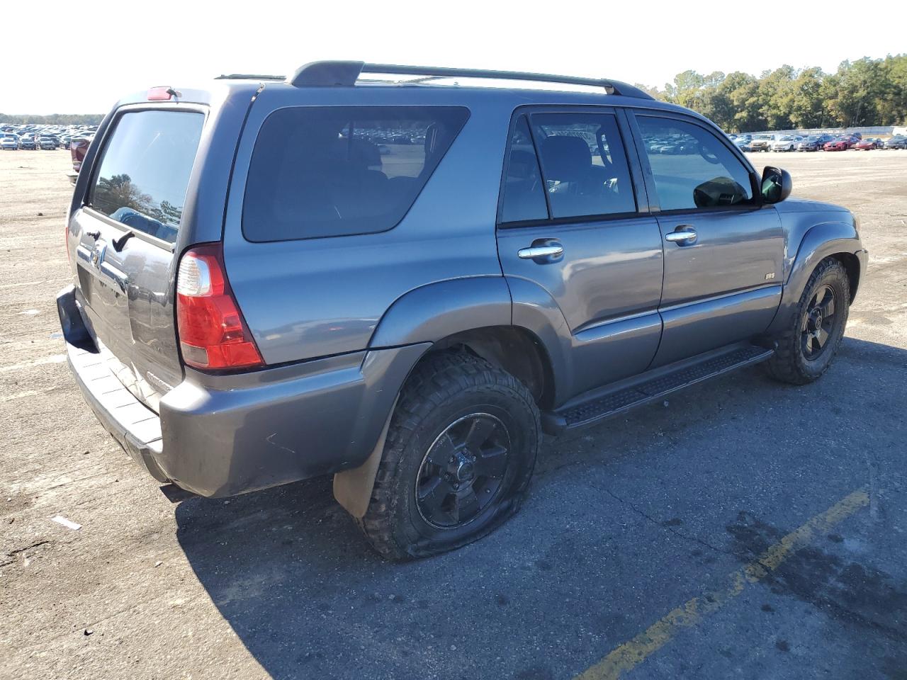 Image 3 of 2006 TOYOTA 4RUNNER SR5 2006 with VIN JTEZU14R460067151