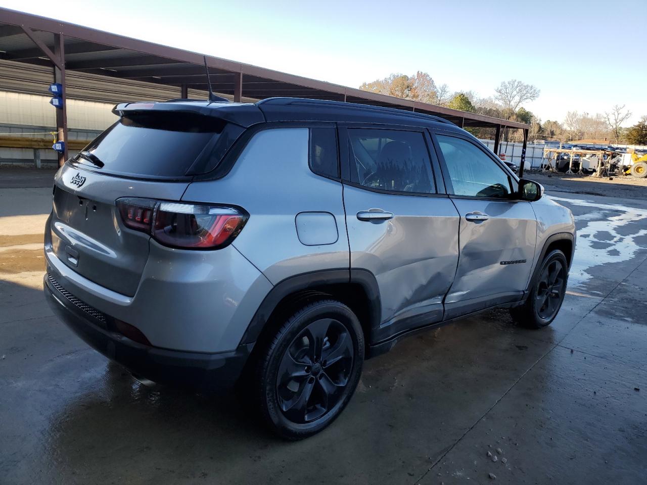Изображение 3 2021 JEEP COMPASS LATITUDE 2021 с VIN 3C4NJCBB1MT570858
